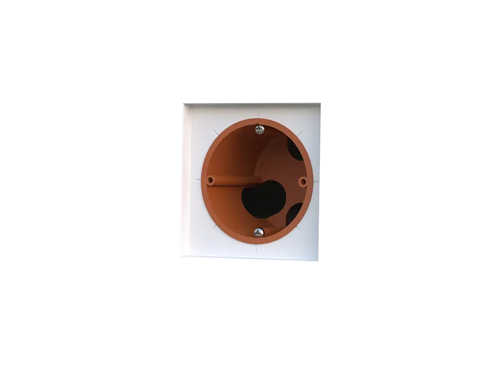 PJ-EVEN-01-HW + Helia.webp